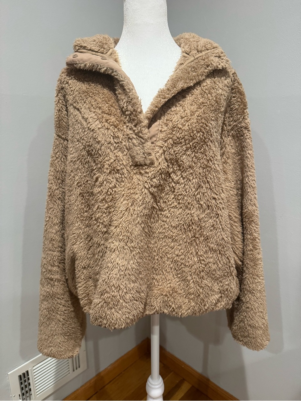 Cozy Teddy Sherpa Pullover - Camel